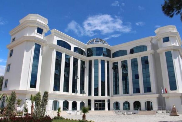 Fiberton Prekast A.Ş. Yıldırım Han Koleji prekast, gfrc, grc, uhpc cam elyaf takviyeli beton dış cephe kaplama sistemleri-1